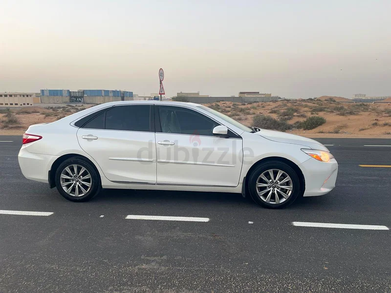 تويوتا كامري XSE خيار كامل63146743688323112