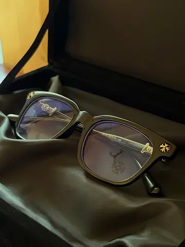 Chrome heart glasses high quality