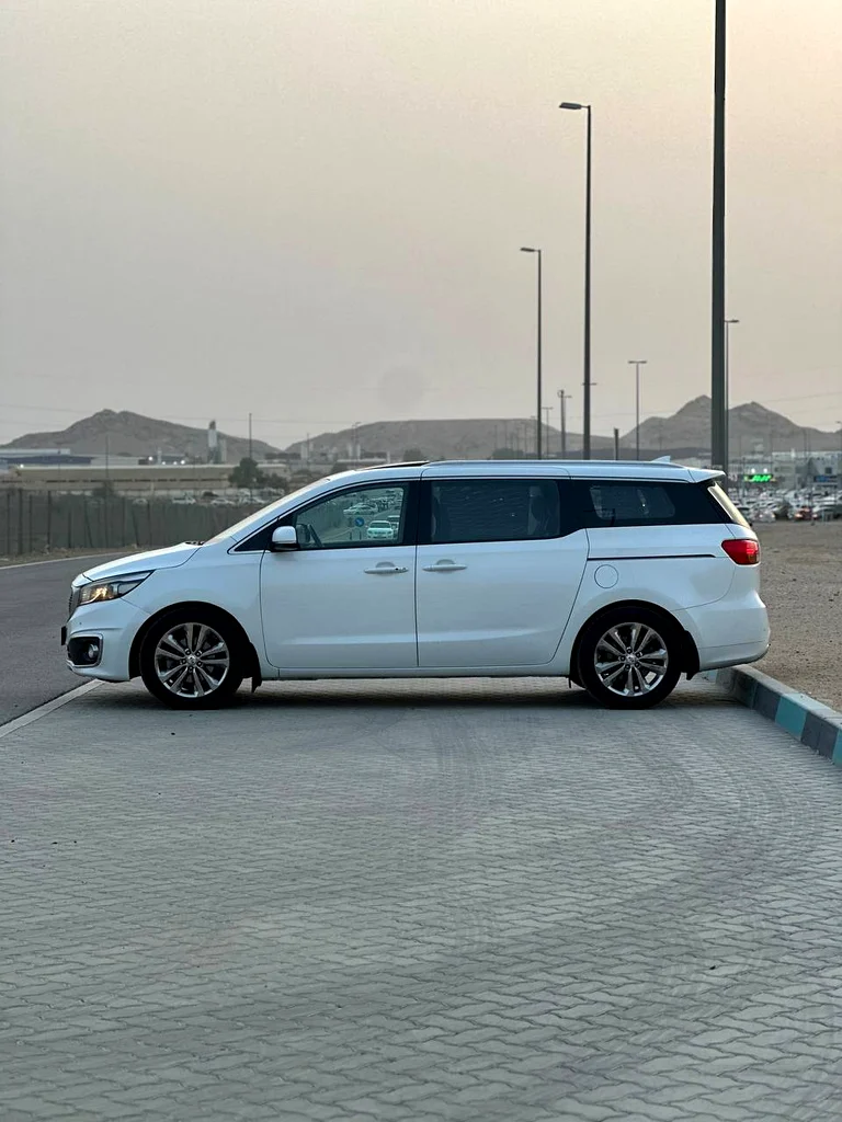 Kia Grand Carnival 2018 – GCC Specs63172198360066113