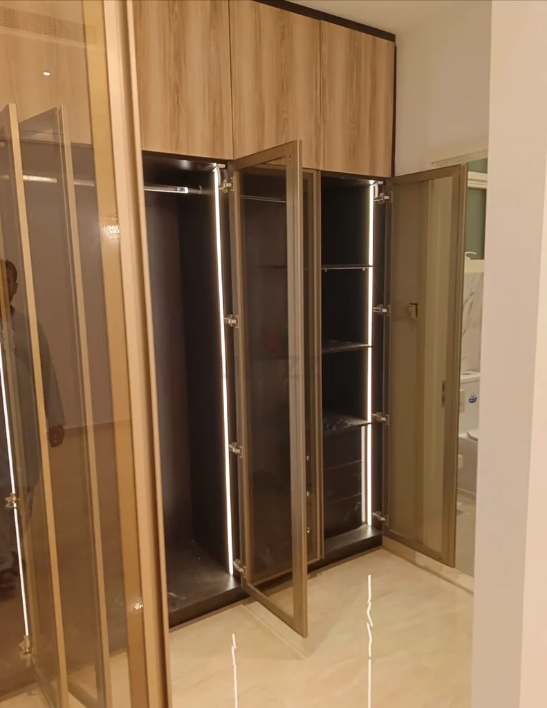 Customized kitchen cabinets  
Wardrobe63440367405186114