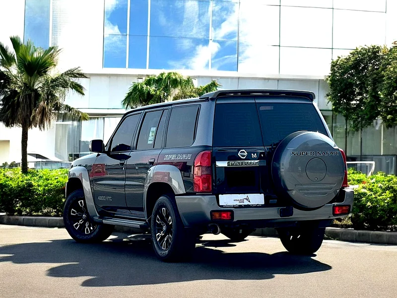 AED 2,950 PM |NISSAN PATROL SUPER SAFARI  4.8L I6 | GCC | MT | UNDER WARRANTY |0% DOWNPAYMENT63148163811074114