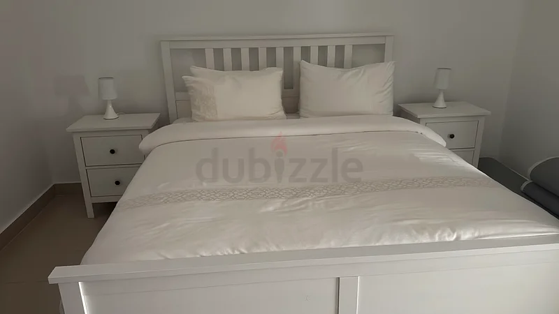 4 bedroom set Elegant White Bed Set with Nightstands63180362461187111