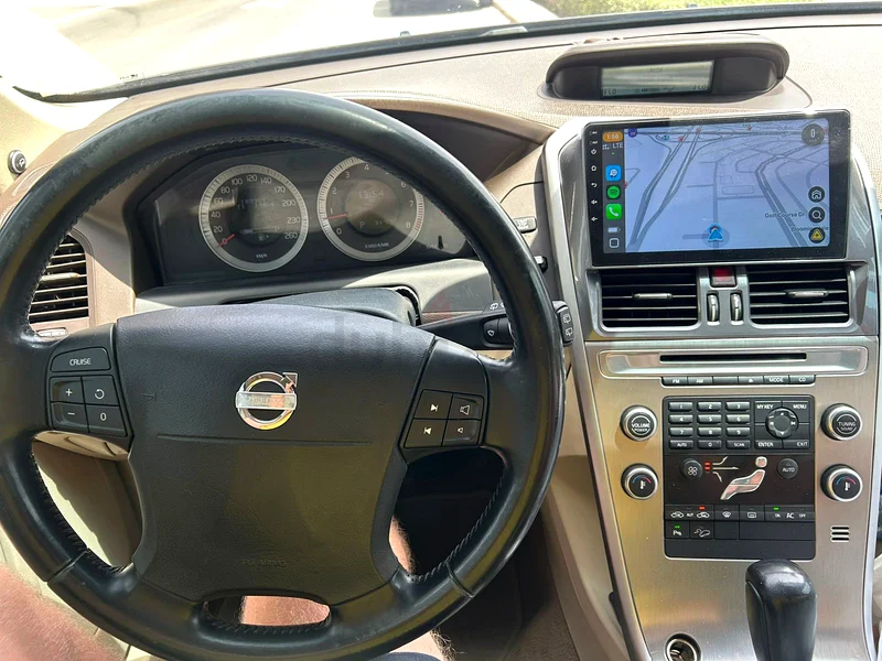 فولفو XC60 للبيع مع نظام معلومات وترفيه مُحدّث، ودعم لتطبيق آبل كاربلاي، وكاميرا، ونظام كشف النقاط العمياء، ومفتاحان63176619282689114