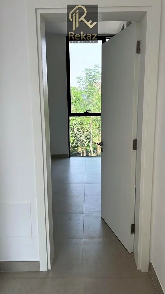 Single Road - Prime Location - Smart Home - Ready63157888509699114