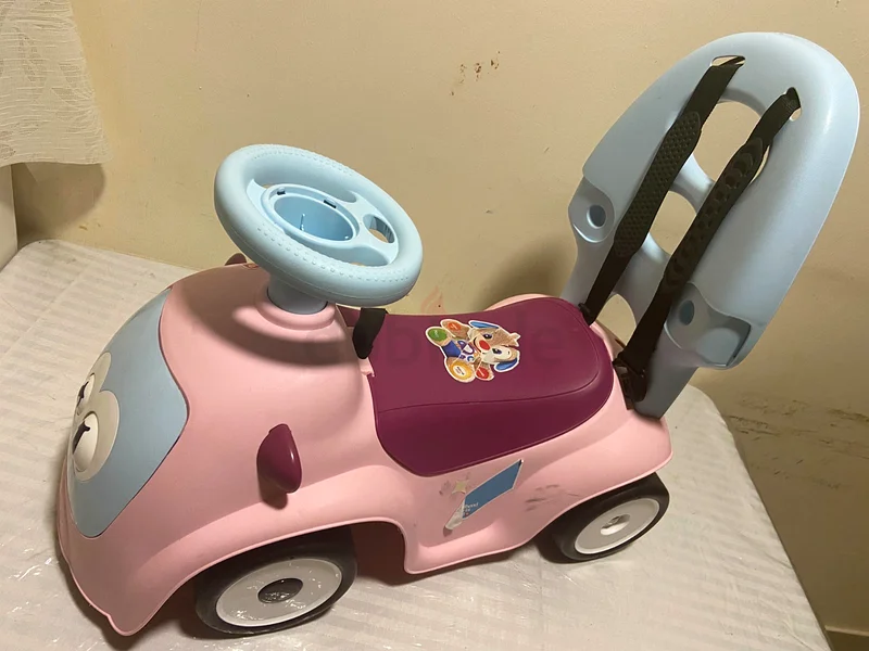 سيارة الأطفال63207888858754113