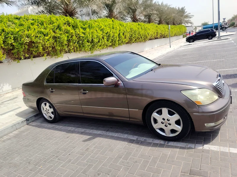 أنا أشتري سيارة جديدة، ولهذا السبب أبيع هذه السيارة الآن632253128919051116