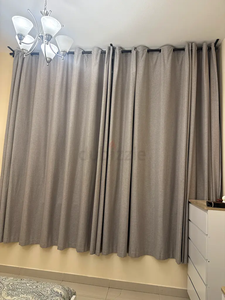 Curtain