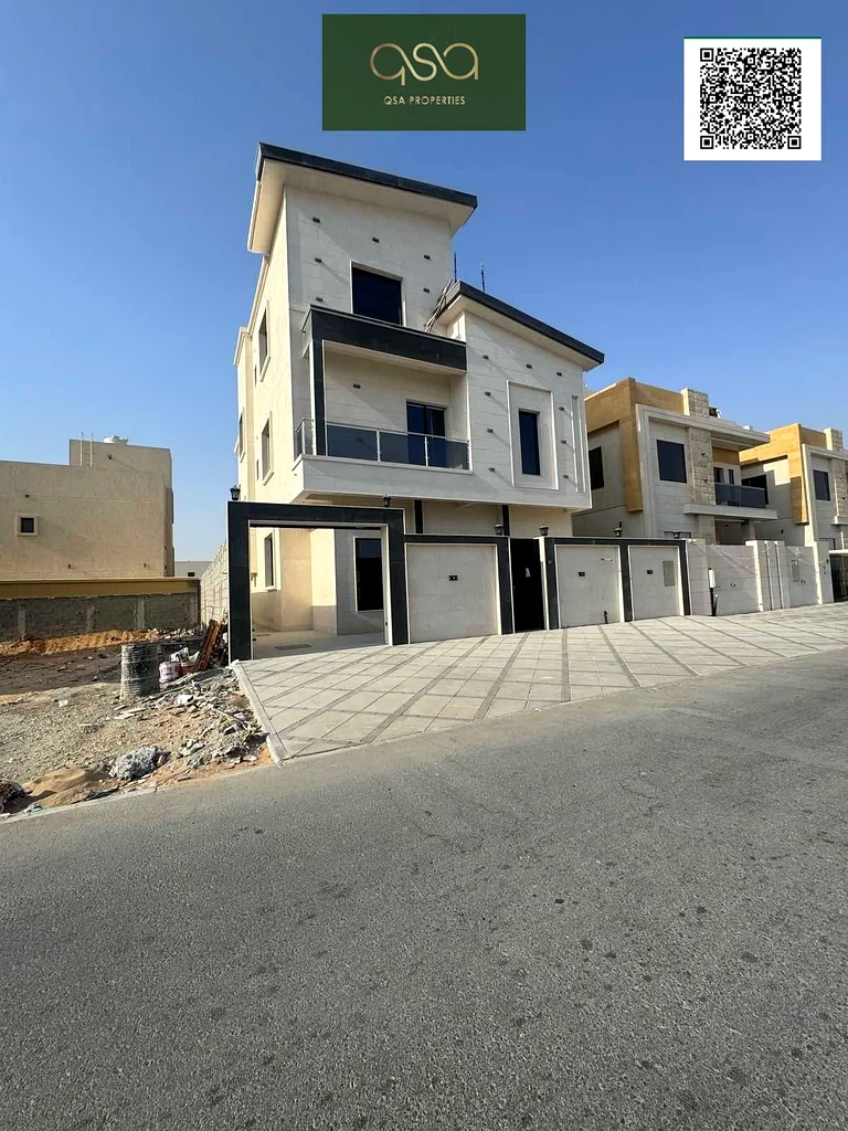 For sale, a villa at an excellent price, including registration and ownership fees. Freehold for all nationalities63892471977859110