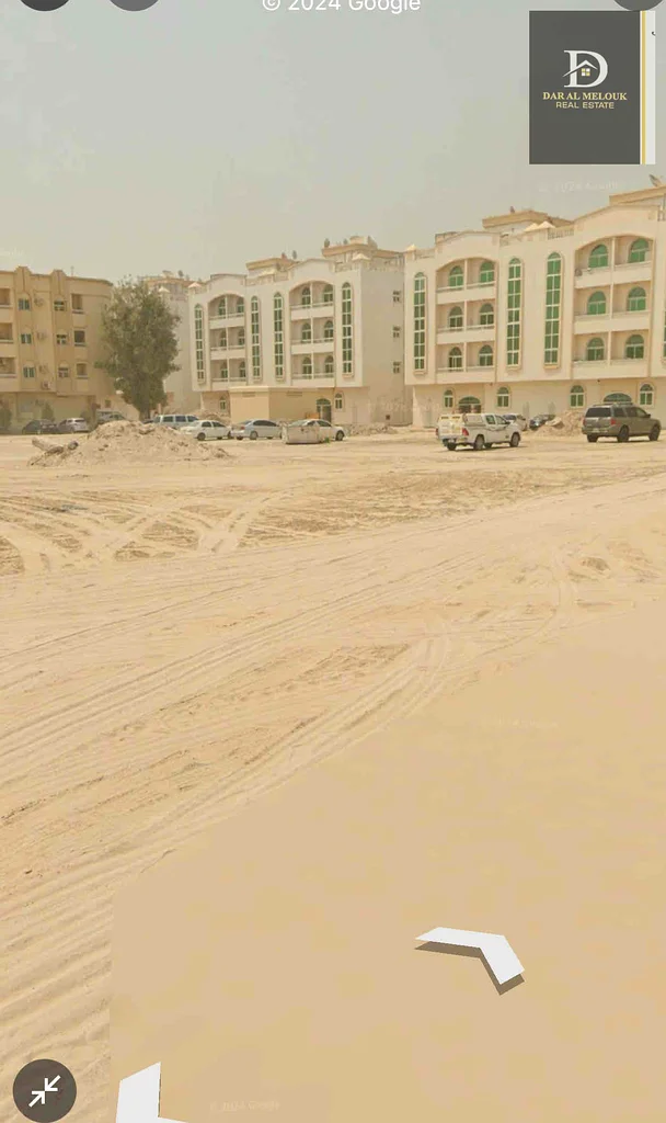 For sale in Muwailih area, Sharjah, a commercial residential land with an area of ​​2900 feet, owned by citizens of the Gulf Cooperation Council cos63197615673091112
