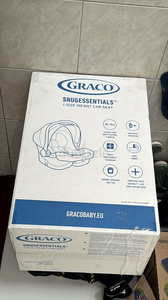 مقعد سيارة للأطفال من Graco SnugEssentials بحجم F (0-12 شهرًا)63204285564289110