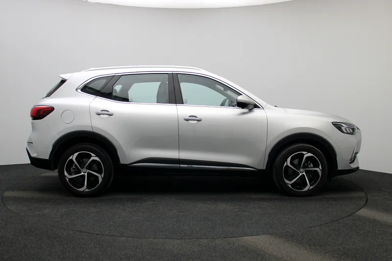 MG HS 1.5 L LUXURY (3121235)63134496924803114