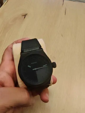 Stylish Black Diesel Analog Watch for Trendsetters