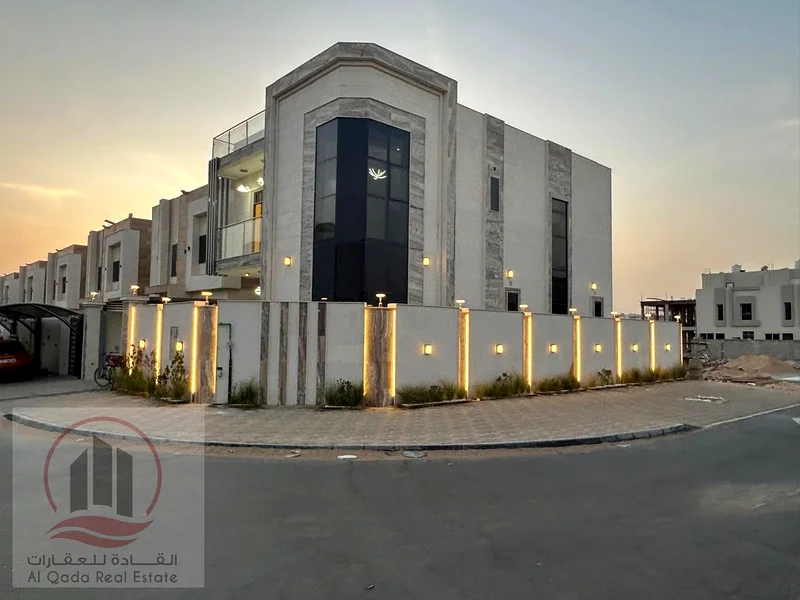 For sale, a villa in Ajman Al Helio, 5 master rooms, a Majles room, a hall, and a maid’s room, free63188636497795111