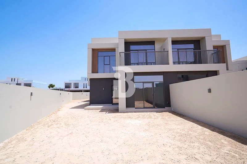Single Row | Lake view Unit |Roof Garden63751404955906111