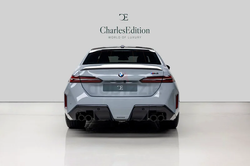 BMW M563161068678401114