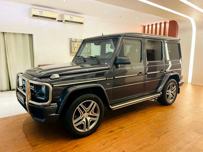 Mercedes G63 model 2014 gulf space very clean car only 156000 km inside tan one onwer63230140422657113