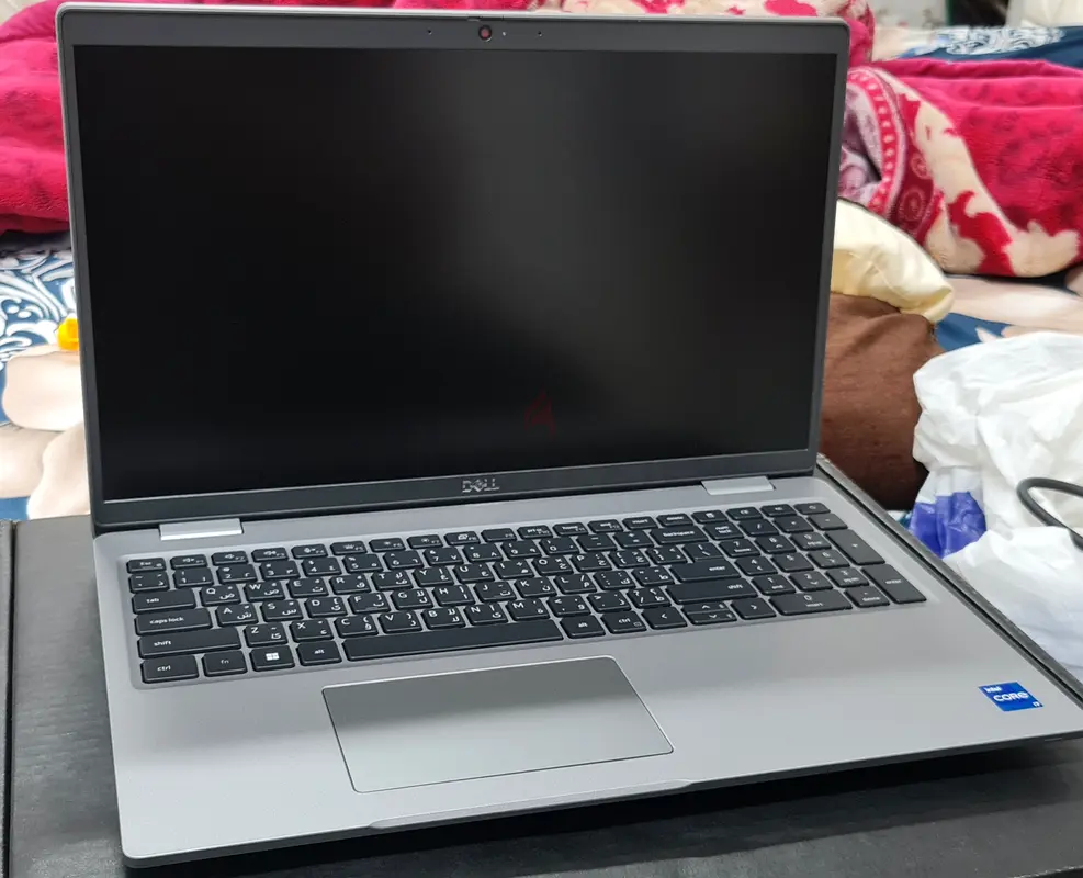 New Dell Latitude 5530 with full numeric keyboard, 16GB DDR4, 512GB SSD, Ubuntu 64-bit