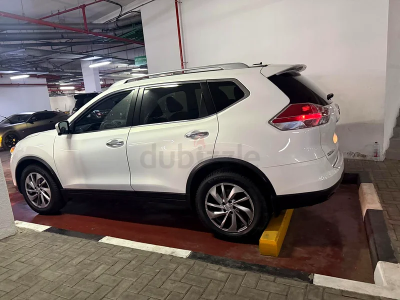 Nissan rogue SV63148164279554112