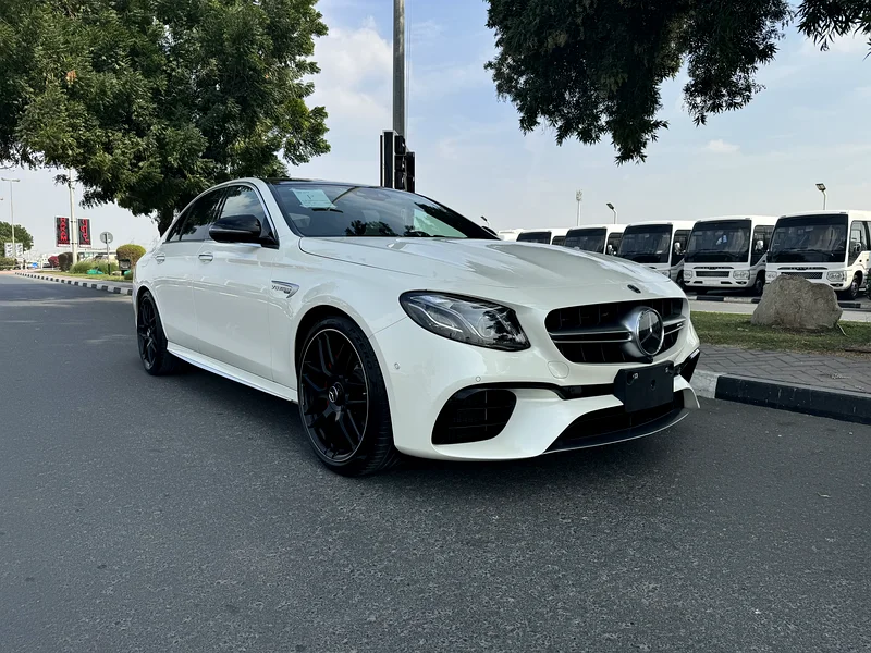 MERCEDES E63s 2018 full option FRESH JAPAN IMPORT63143048068483111