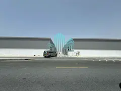 NO 20% DREC | SHOWROOM CUM WAREHOUSE | ROAD FACING EASY HIGH VISIBILITY