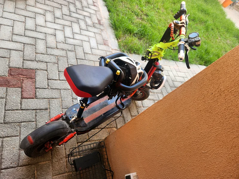 Eco-Friendly Electric Scooter for Sale – Your New Ride Awaits!632452142204191119