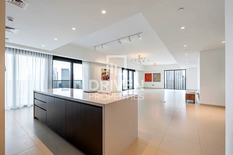 One of Downtown&#039;s Most Exclusive Penthouses63219807517057112