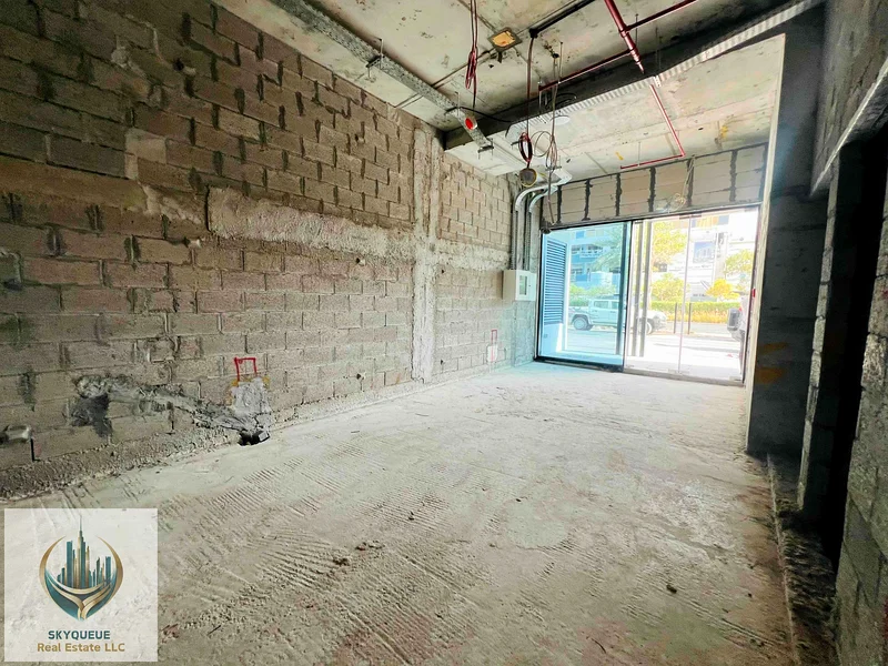 متجر جديد بالكامل | في وسط المجتمع | يمكن استخدامه لأغراض متعددة63150482893057111