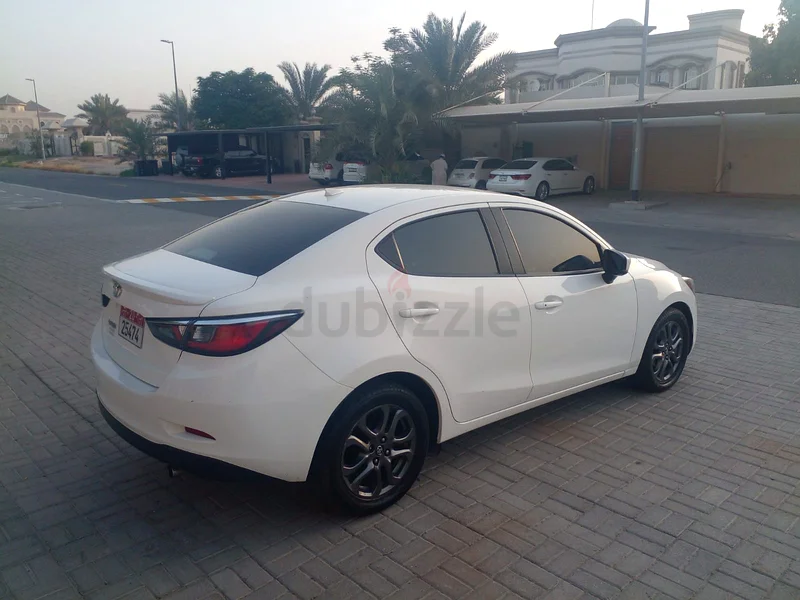 تويوتا ياريس63146740779395112