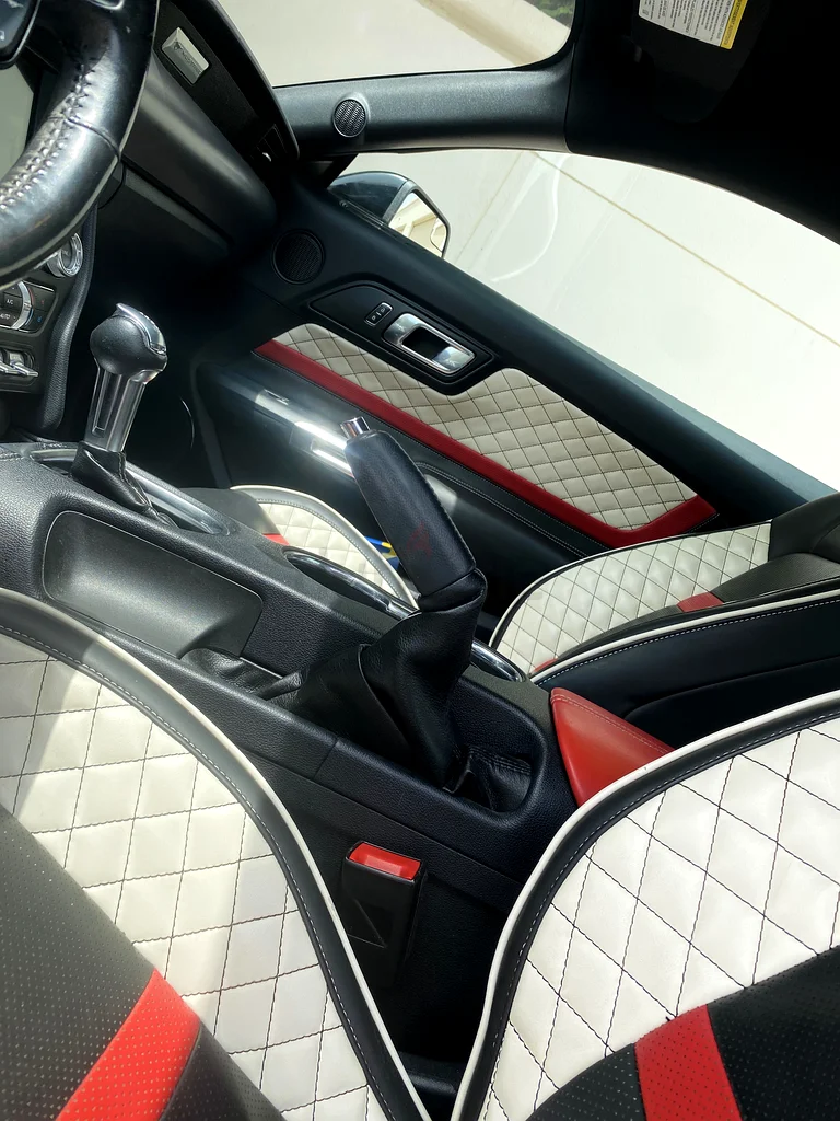 NegotiableService History- Mustang 2018 EcoBoost | American Specs | Custom Interior-Good Condit63156991912322112