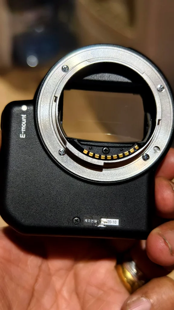 Sony LA-EA4 35mm Full-Frame A-Mount Adapter63233641446531113