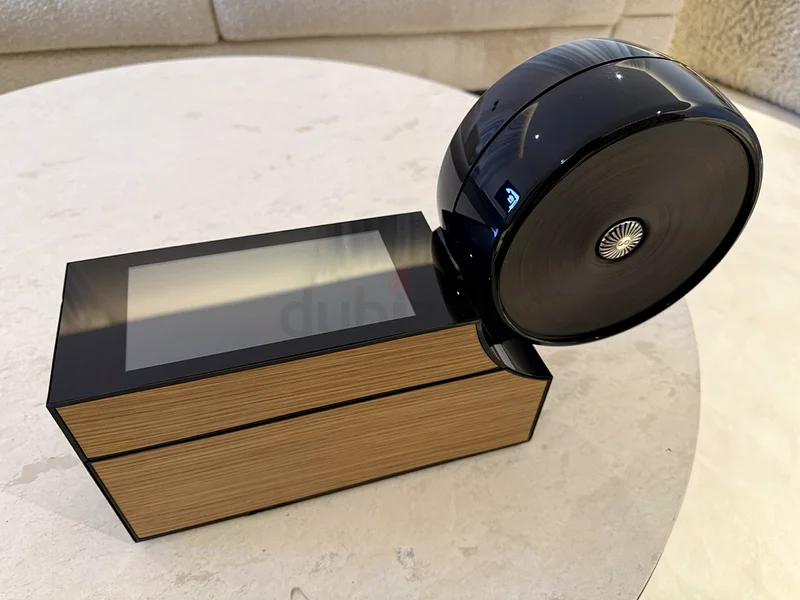 Compoz5 Compositeur Black Edition (Honey Oak) Luxury Smart Diffuser - Rare Find in Dubai63267358684801111
