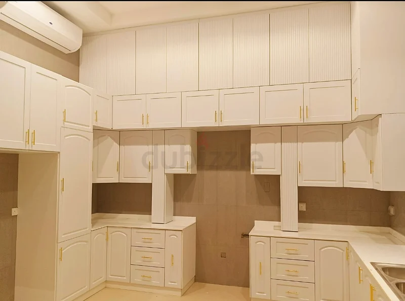 Customized kitchen cabinets  
Wardrobe63440367405186111