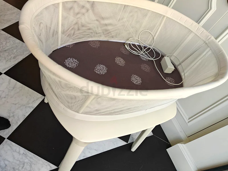 سرير أطفال 4moms للبيع!63175736270083113