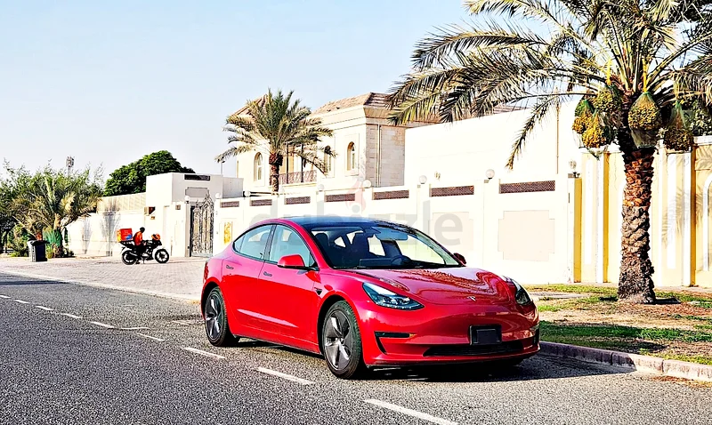 Tesla Model 3 202363176169285377113