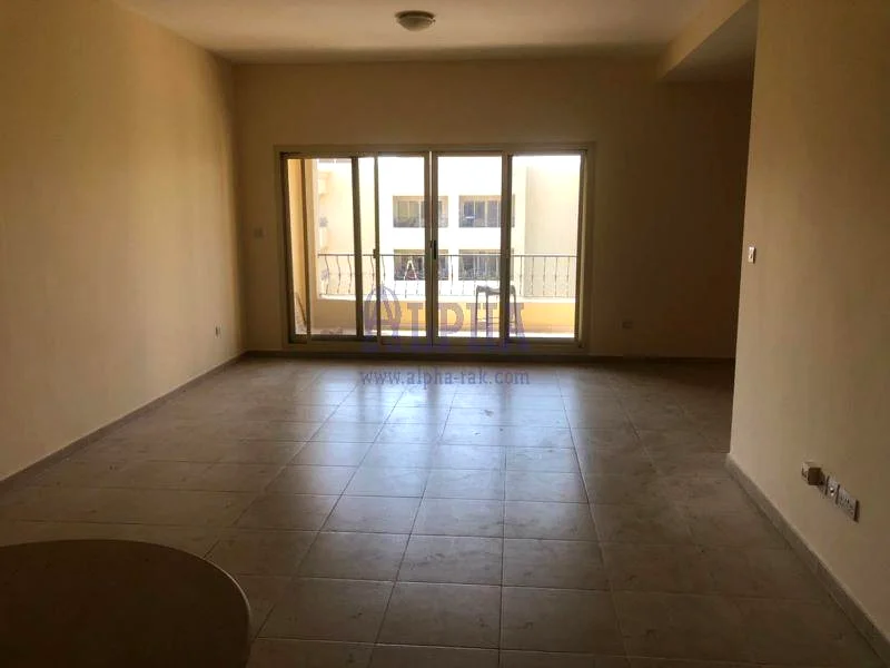 High Floor| Spacious Studio |Near the Mall63858882185729111