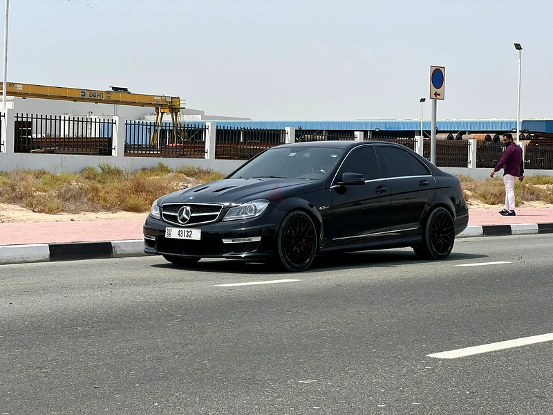Mercedes Benz C300 4-Matic 2010 Model with AMG Body Kit63158338860929112
