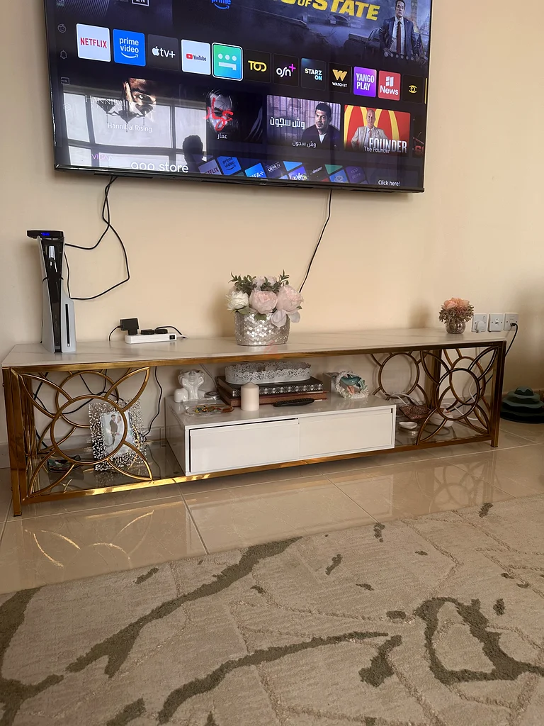 Table for television for sale63180834076802111