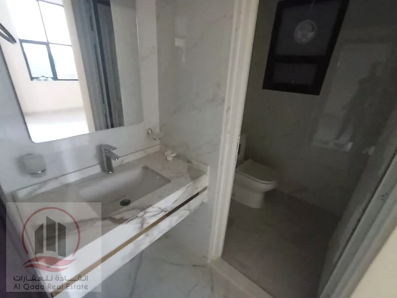 For sale, a villa in Ajman Al Helio, 5 master rooms, a Majles room, a hall, and a maid’s room, free63188636491009113