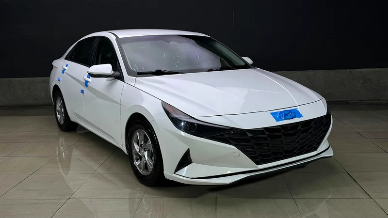 Hyundai Elantra SE 2021 White #049563631699149145631122
