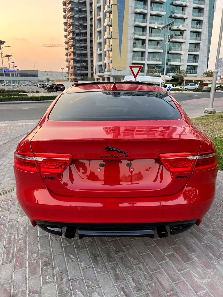 جاكوار XE 2019 حالة فائقة والرائعة63221824703107113