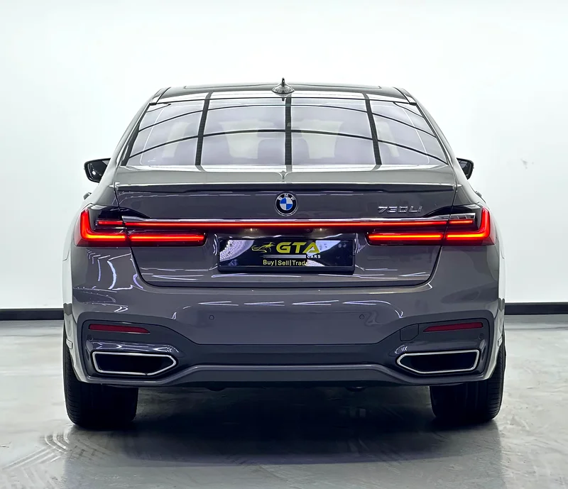 سيارة BMW 730Li M-Sport لعام 2021، ضمان BMW حتى عام 2026، حزمة صيانة BMW حتى عام 2028، سجل صيانة BMW الكامل، خليجية63229279957890114