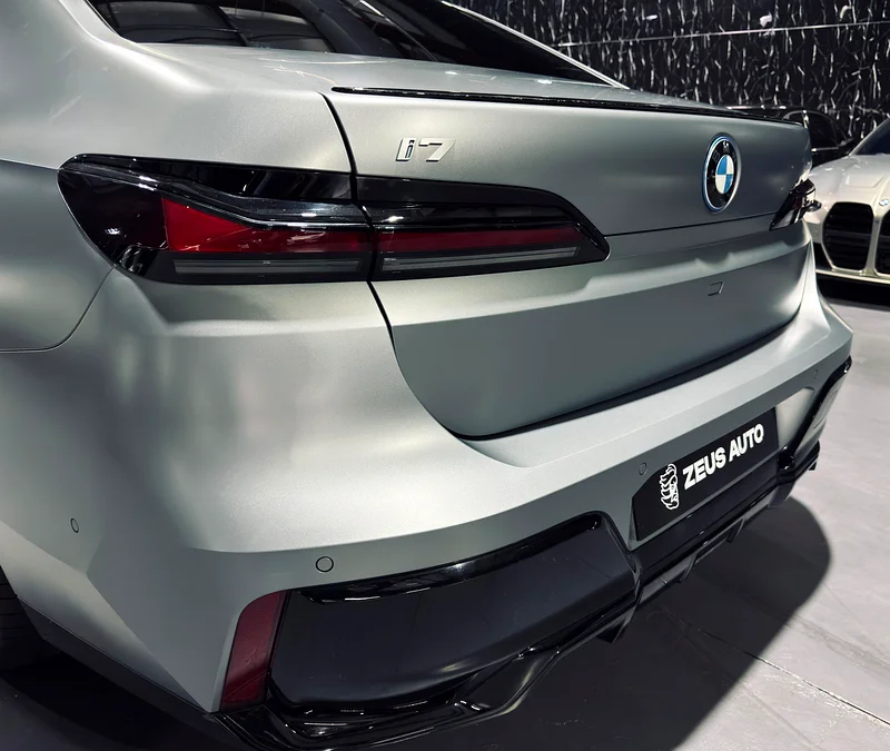 بي إم دبليو i7 xDrive60 – موديل 2022 | المواصفات الأوروبية | السيدان الفاخرة الكهربائية الرائدة63161067451906114