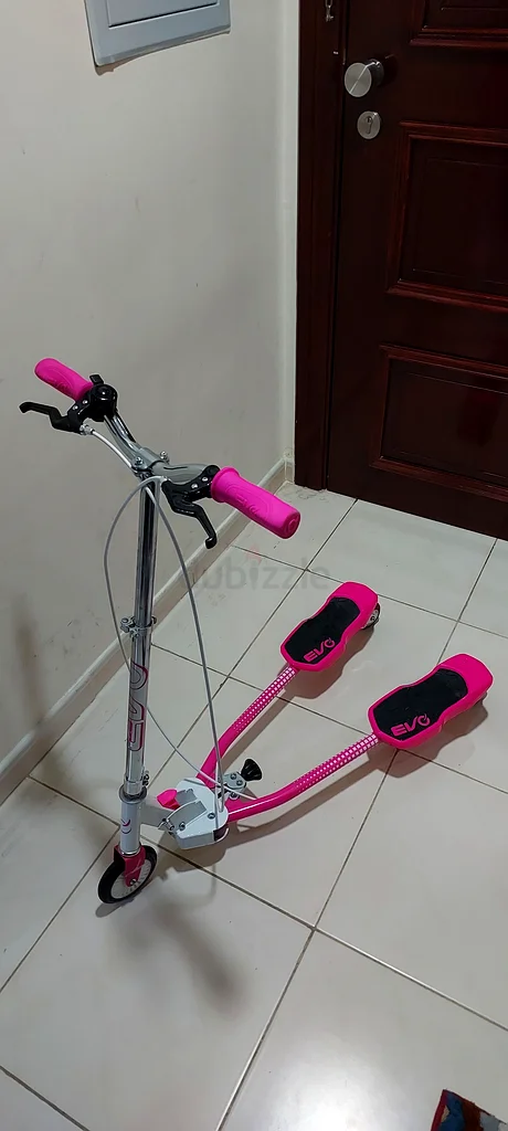 سكوتر وردي ممتع وأنيق للأطفال!63170406192899111
