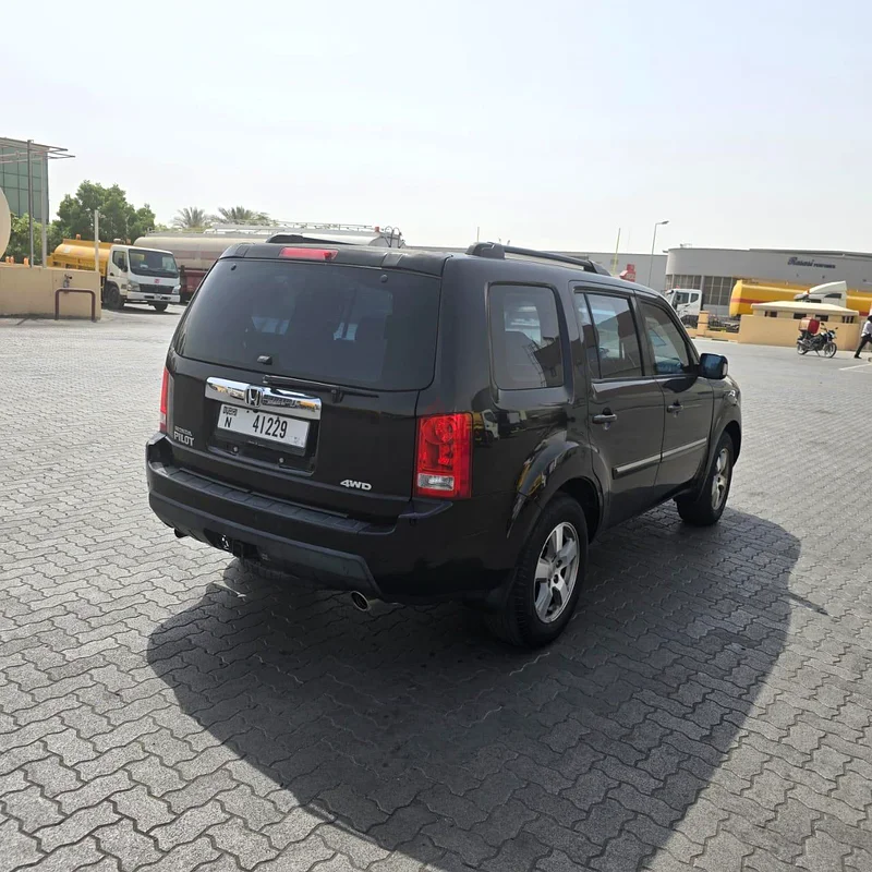 هوندا بايلوت موديل 2011، سيارة شركة63223314604291113