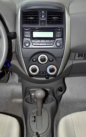 2021 Nissan SUNNY — миниатюра 13