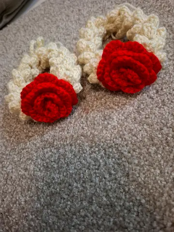 Beautiful Handmade Crocheted gajras with Roses