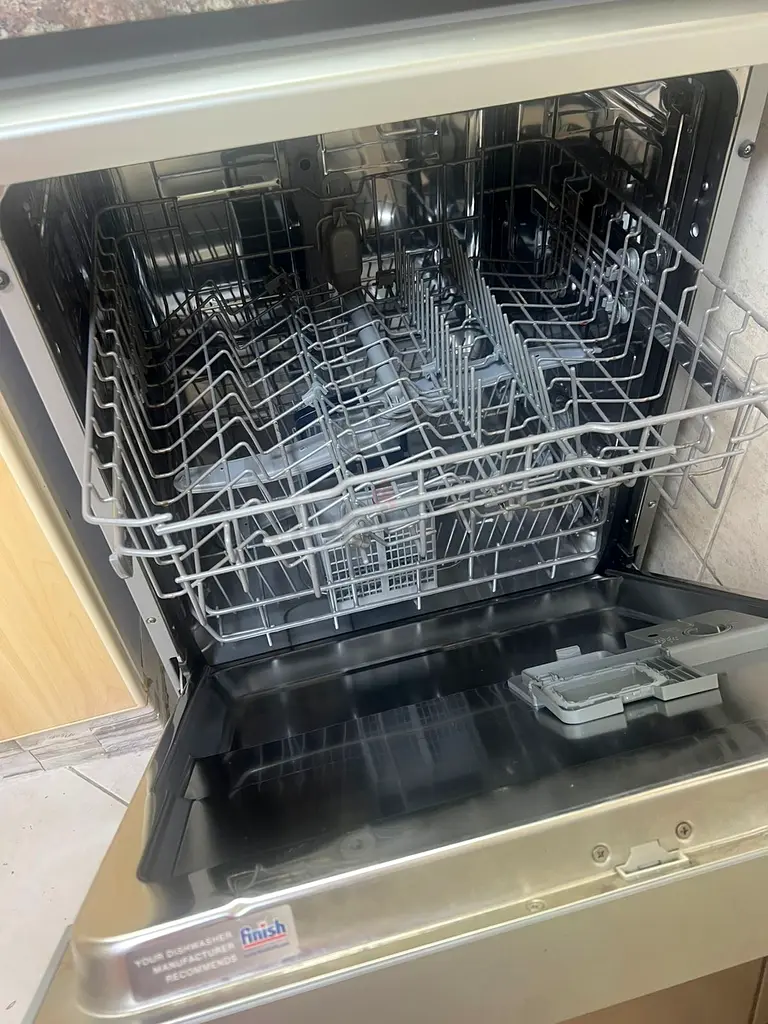 Dish Washer63251356081539111