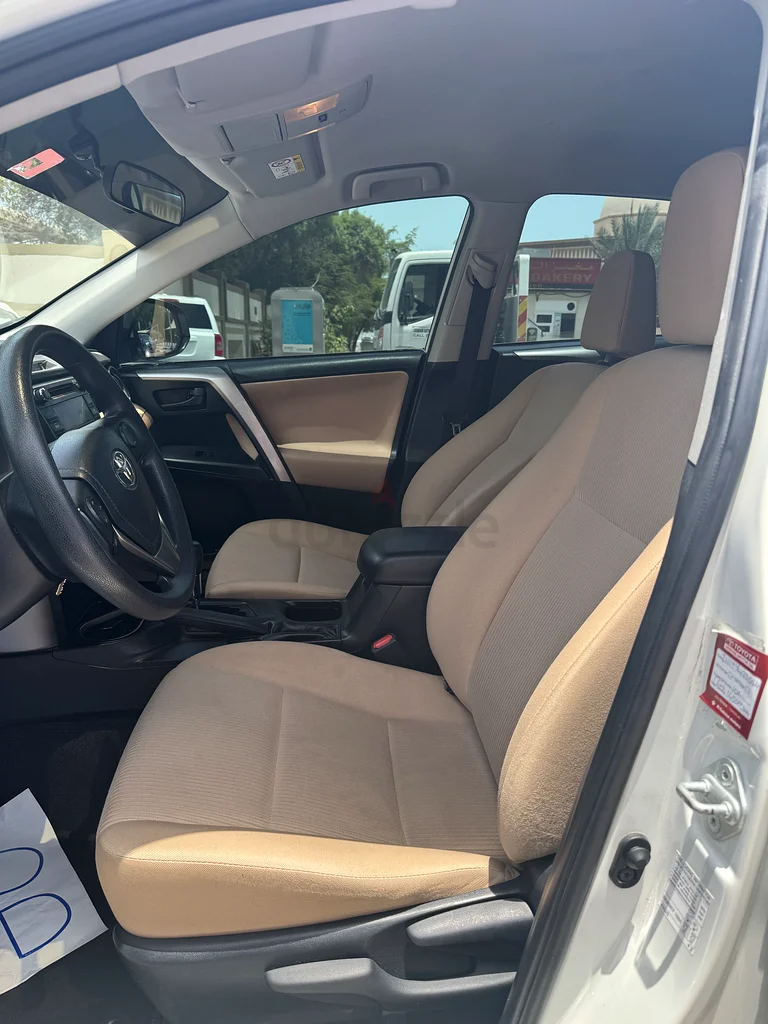 Toyota Rav4 2018 model GCC single owner service history from  ALFUTTAIM63158340735745113