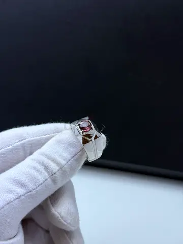 خاتم بحجر تورمالين - Ring with a tourmaline stone