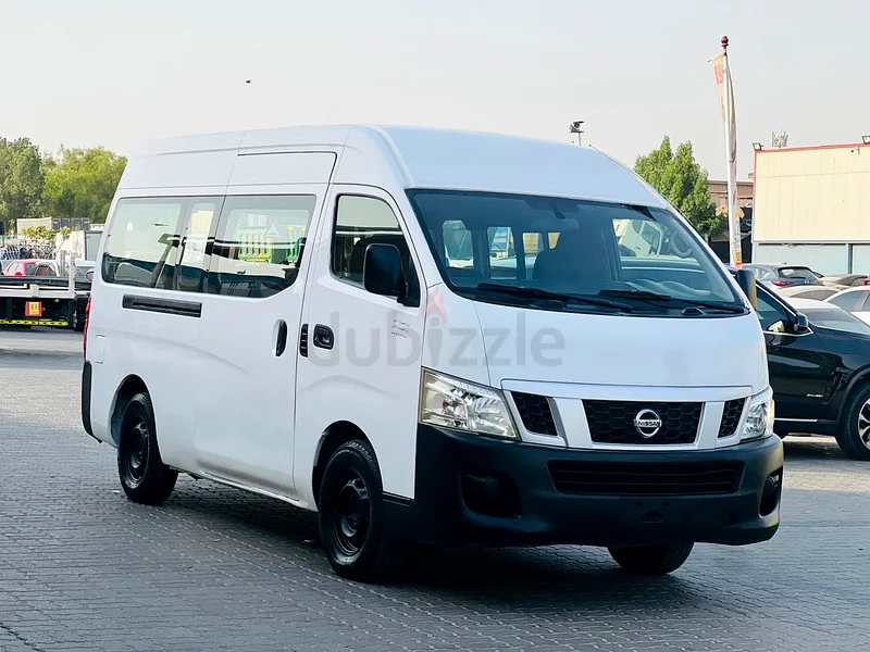 Nissan Urvan 2014 Gcc 15 seats hi roof63166628646401111